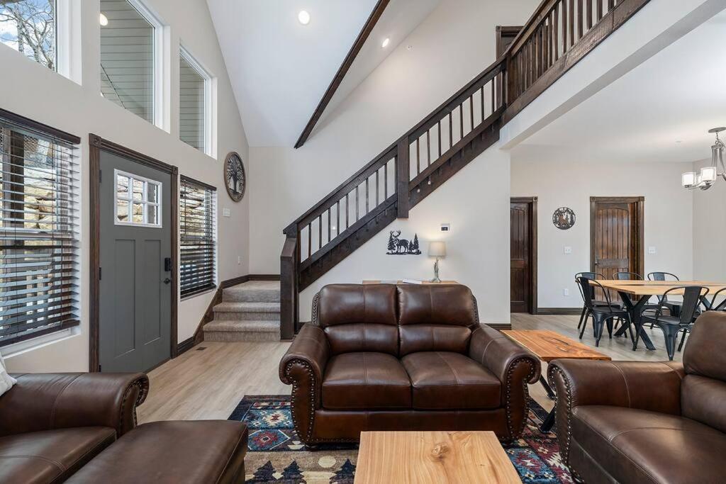 בראנסון Rock And Timber Lodge מראה חיצוני תמונה