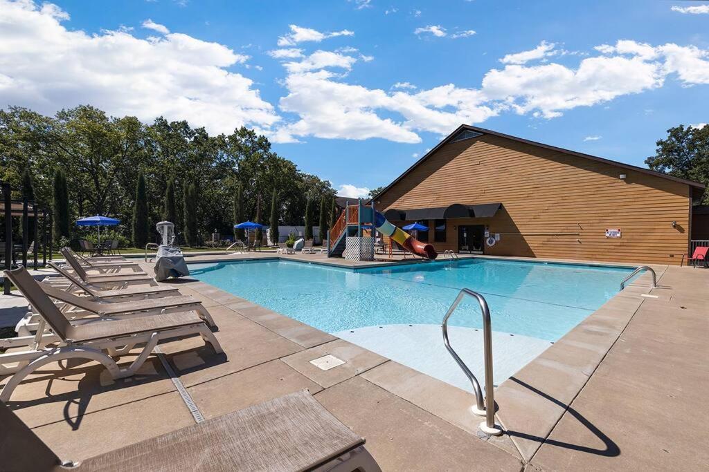 בראנסון Rock And Timber Lodge מראה חיצוני תמונה